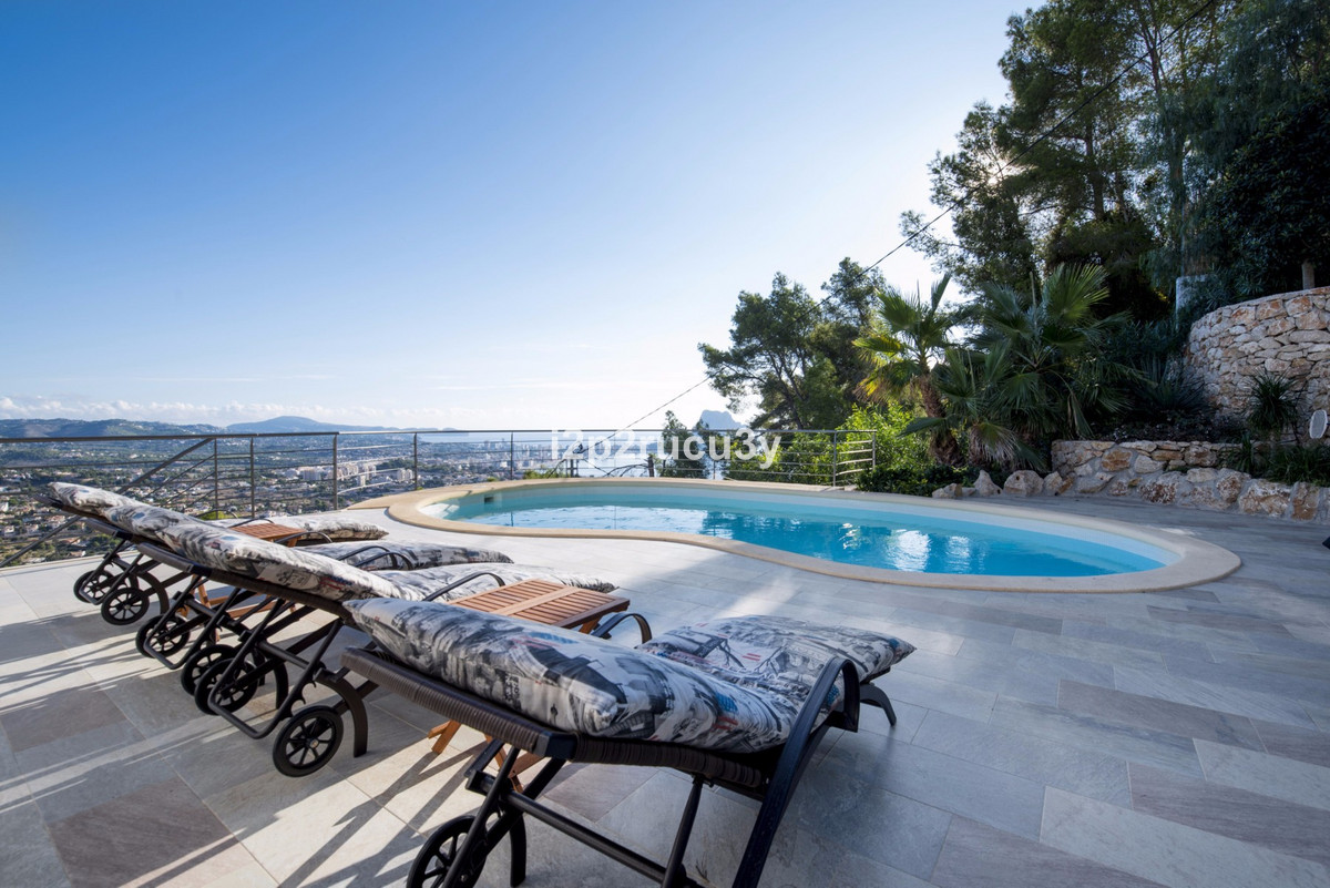 4 Bed Townhouse for sale in Calpe Costa Blanca, Alicante, Spain
