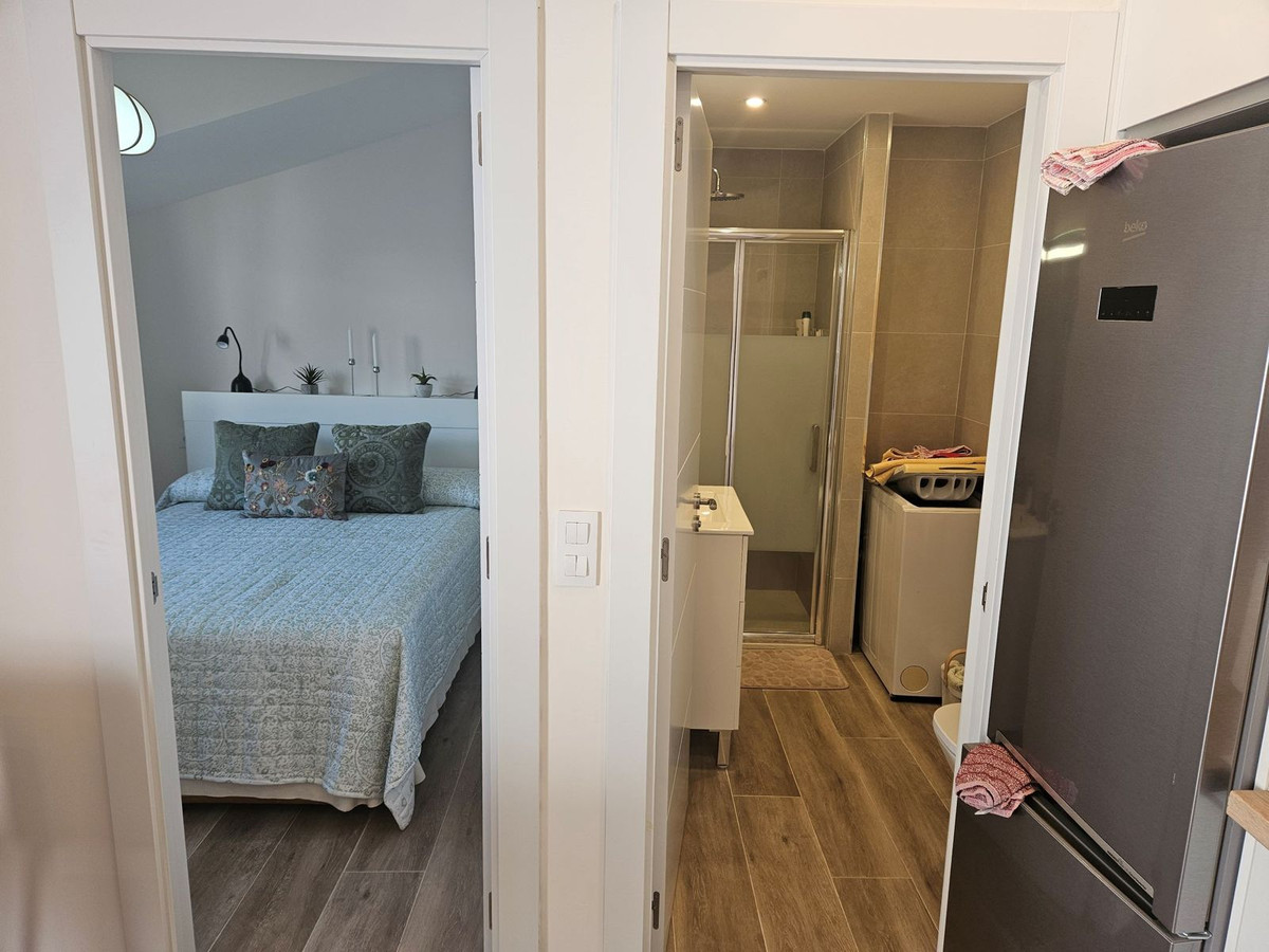 1 Bed Apartment for sale in The Golden Mile Costa Del Sol, Málaga, Spain