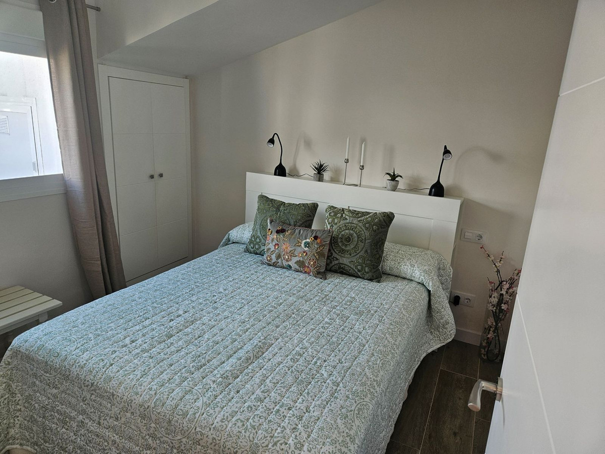 1 Bed Apartment for sale in The Golden Mile Costa Del Sol, Málaga, Spain