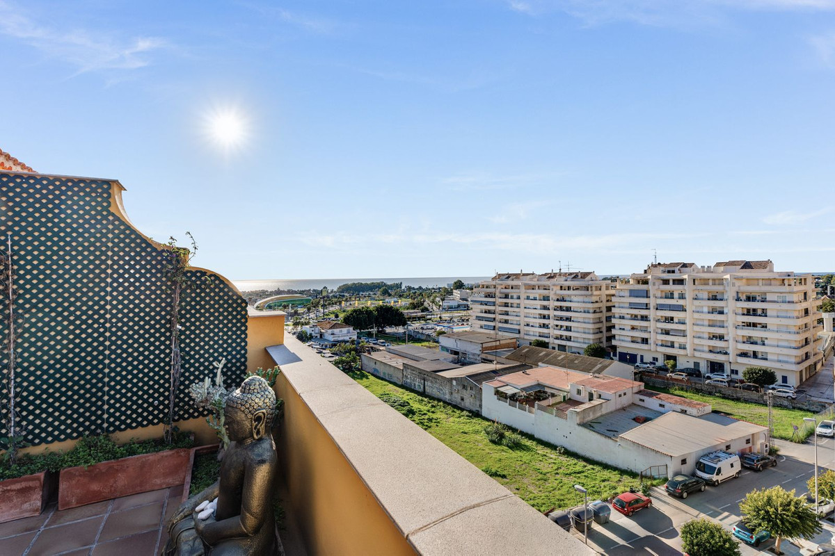 3 Bed Apartment for sale in San Pedro De Alcántara Costa Del Sol, Málaga, Spain