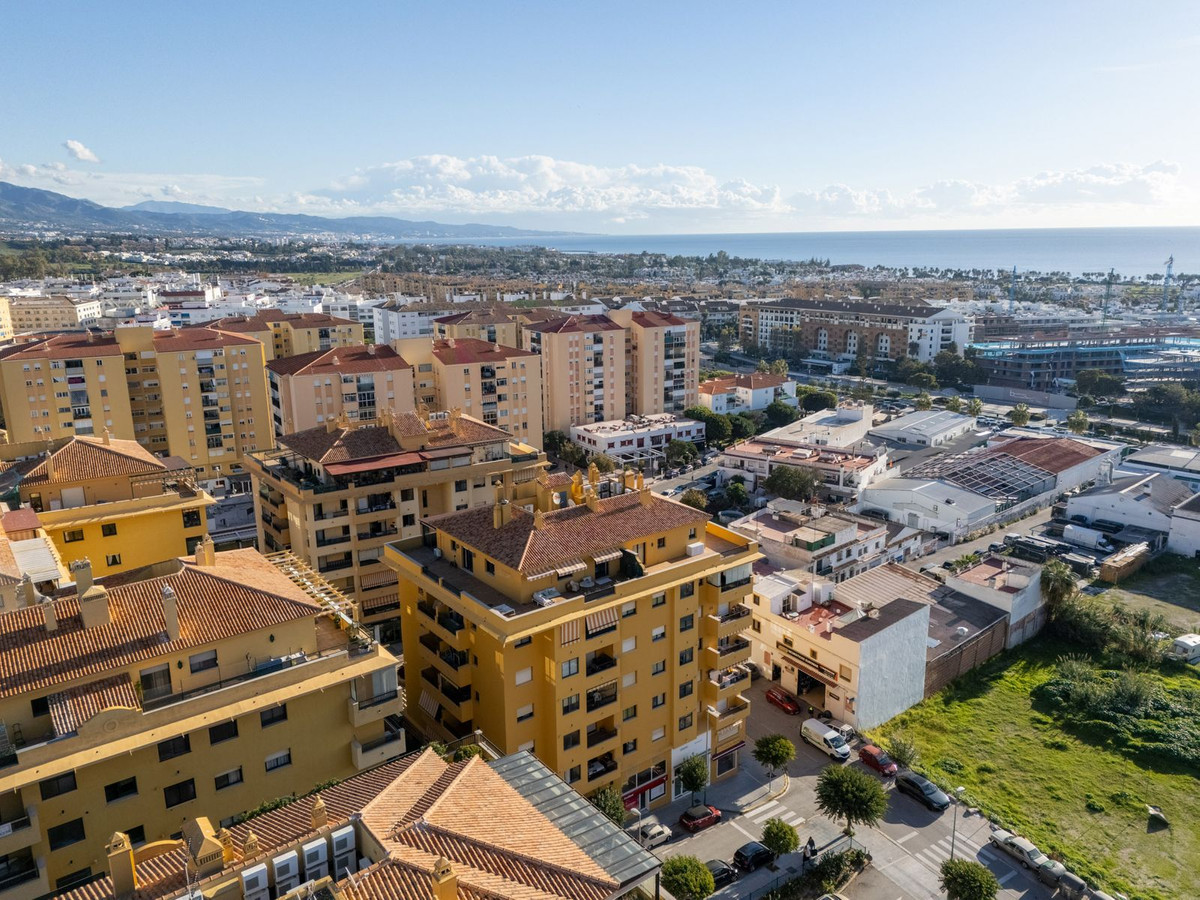 3 Bed Apartment for sale in San Pedro De Alcántara Costa Del Sol, Málaga, Spain