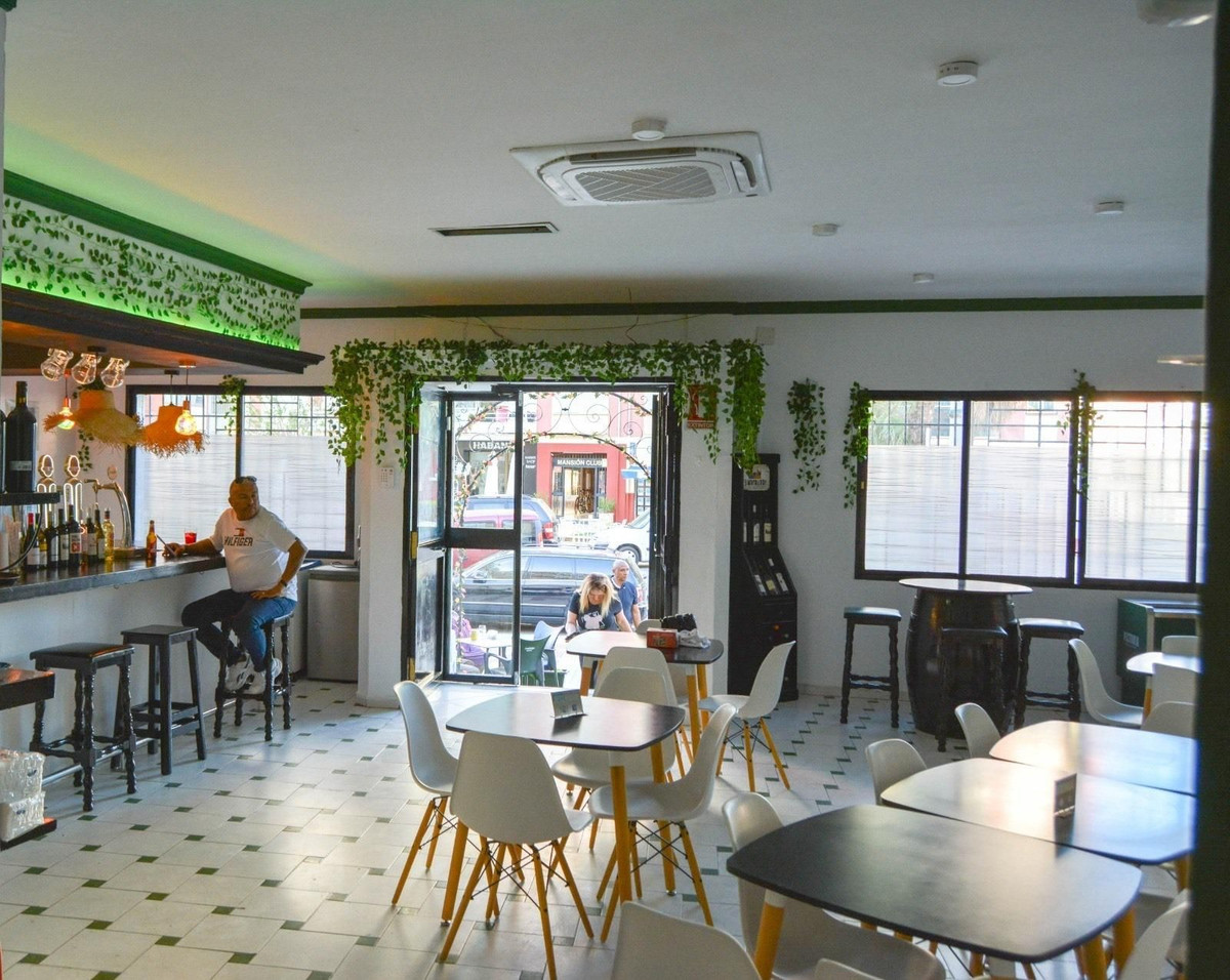 Se vende Restaurante  en Costa Del Sol, Málaga, España