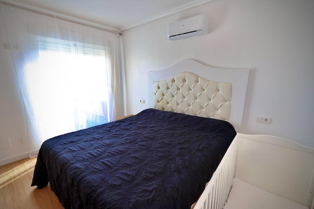 Se vende Villa - Chalet de 4 dormitorios en Costa Blanca, Alicante, España
