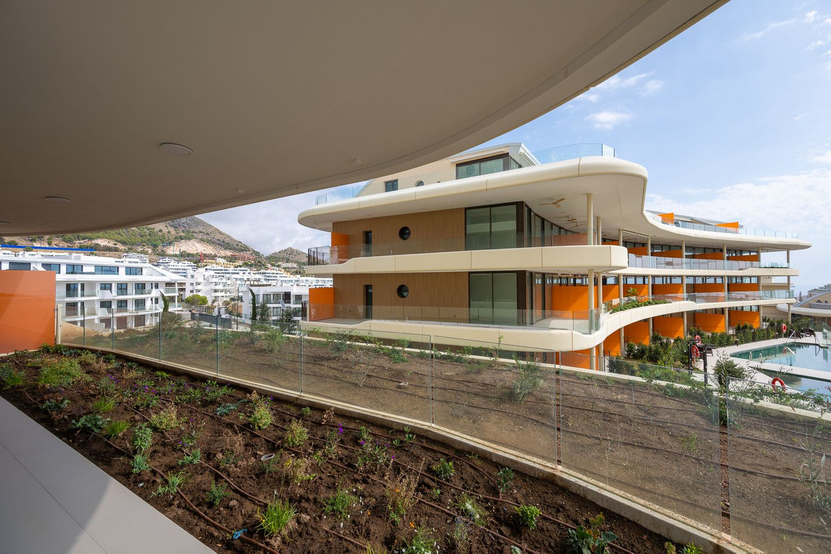 3 Bed Apartment for sale in Fuengirola Costa Del Sol, Málaga, Spain