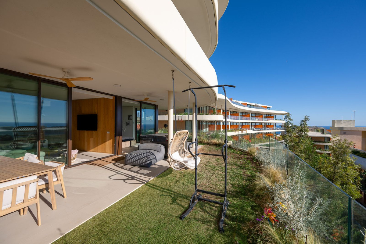 3 Bed Apartment for sale in Fuengirola Costa Del Sol, Málaga, Spain