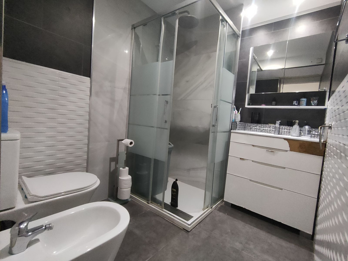 2 Bed Apartment for sale in Puerto Banús Costa Del Sol, Málaga, Spain