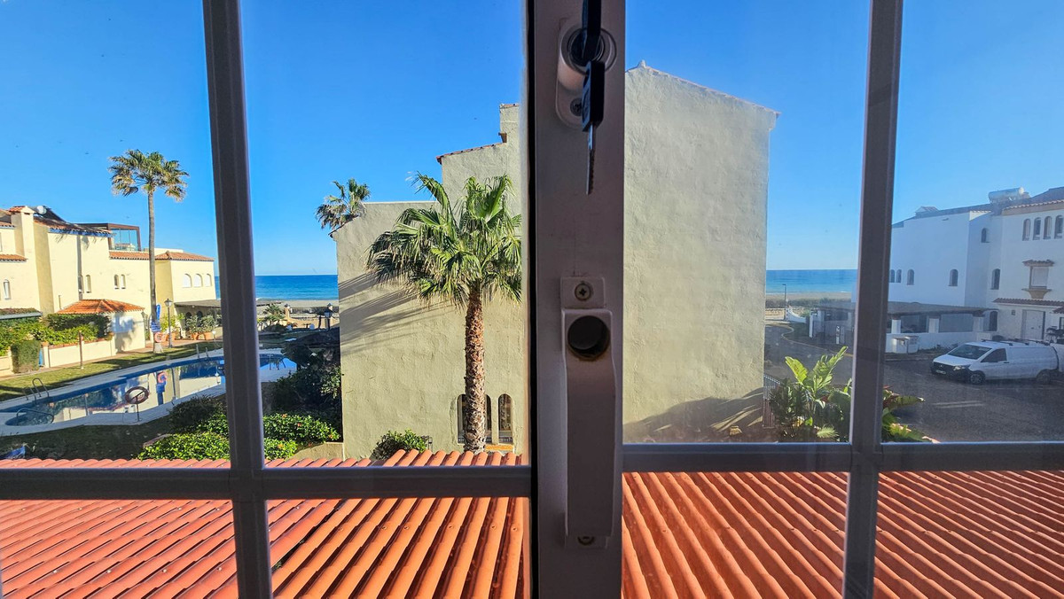 4 Bed Townhouse for sale in Casares Playa Costa Del Sol, Málaga, Spain