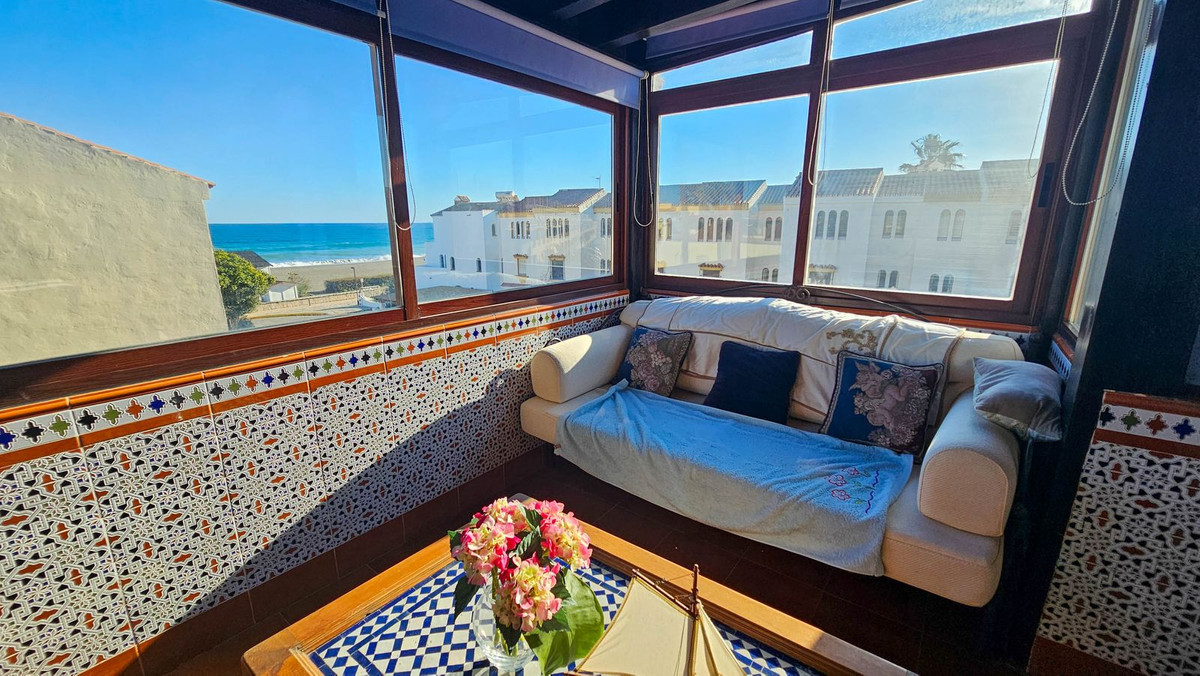 4 Bed Townhouse for sale in Casares Playa Costa Del Sol, Málaga, Spain