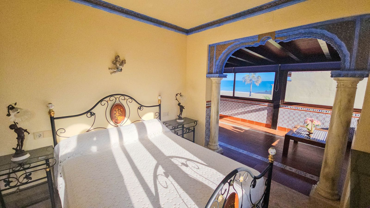 4 Bed Townhouse for sale in Casares Playa Costa Del Sol, Málaga, Spain