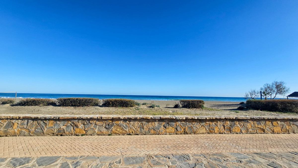 4 Bed Townhouse for sale in Casares Playa Costa Del Sol, Málaga, Spain