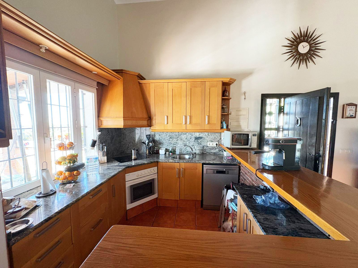3 Bed Townhouse for sale in La Cala De Mijas Costa Del Sol, Málaga, Spain