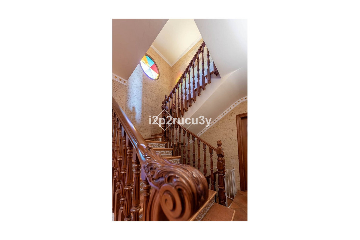 4 Bed Townhouse for sale in Calpe Costa Blanca, Alicante, Spain