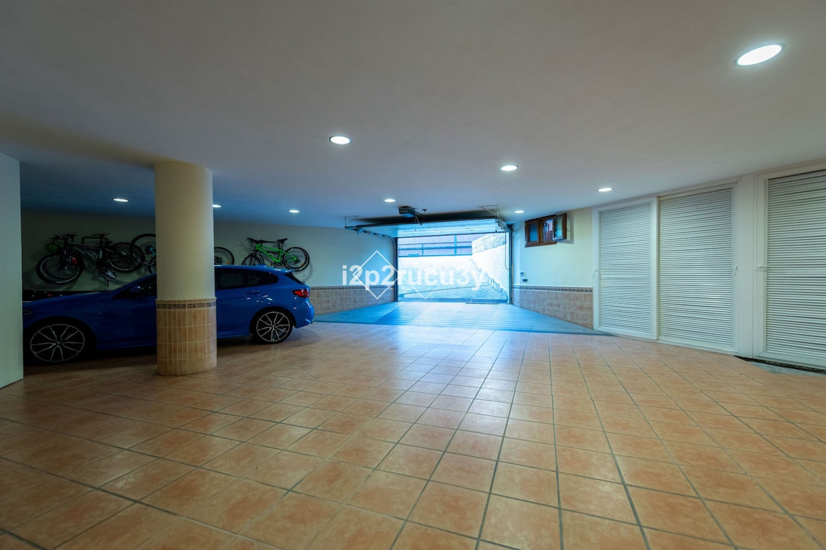 4 Bed Townhouse for sale in Calpe Costa Blanca, Alicante, Spain