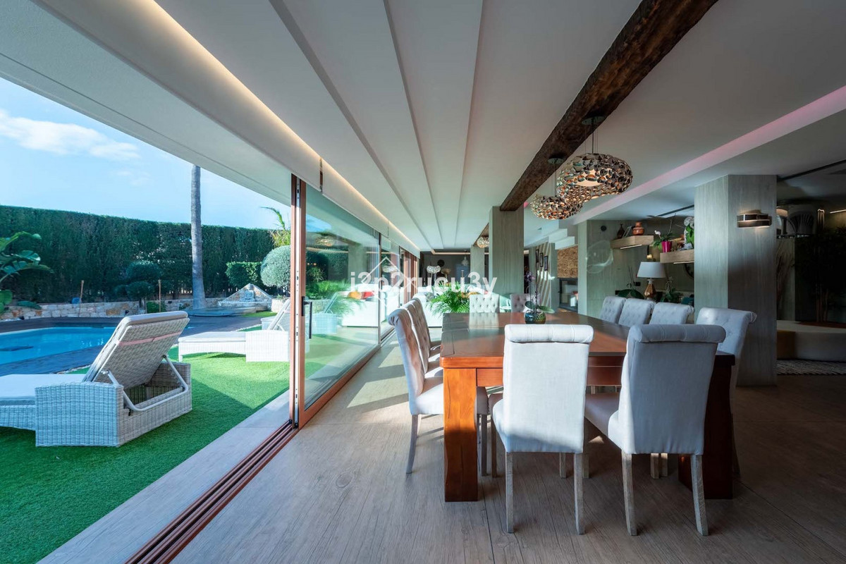 4 Bed Townhouse for sale in Calpe Costa Blanca, Alicante, Spain