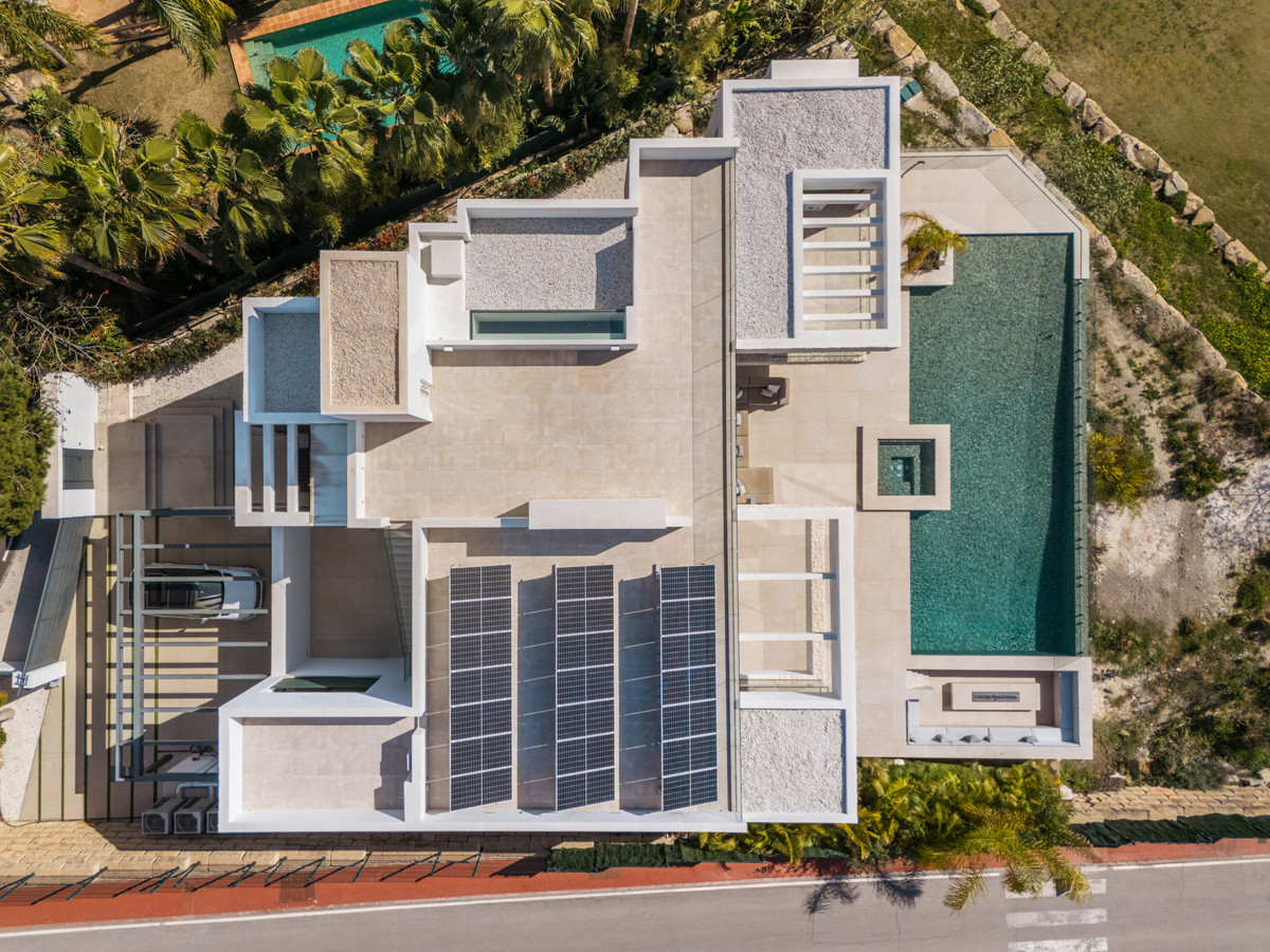 Se vende Villa - Chalet de 4 dormitorios en Costa Del Sol, Málaga, España