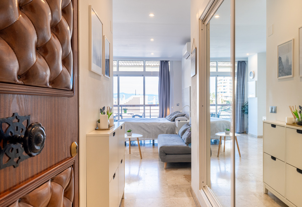 Se vende Apartamento Planta Media de 1 dormitorios en Costa Del Sol, Málaga, España