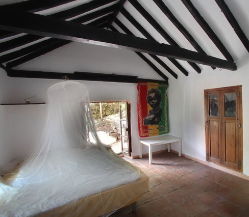10 Bed Townhouse for sale in Casares Costa Del Sol, Málaga, Spain