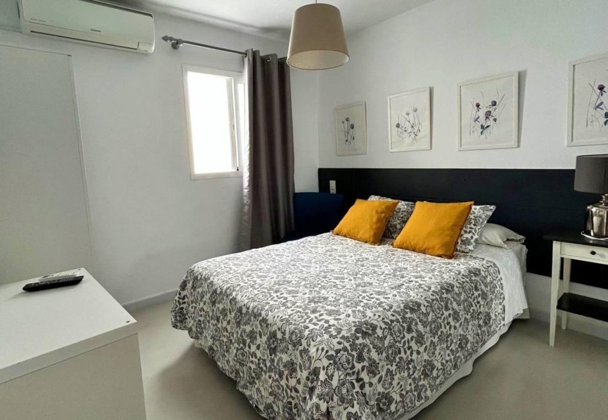 Se vende Hostal de 17 dormitorios en Costa Del Sol, Málaga, España