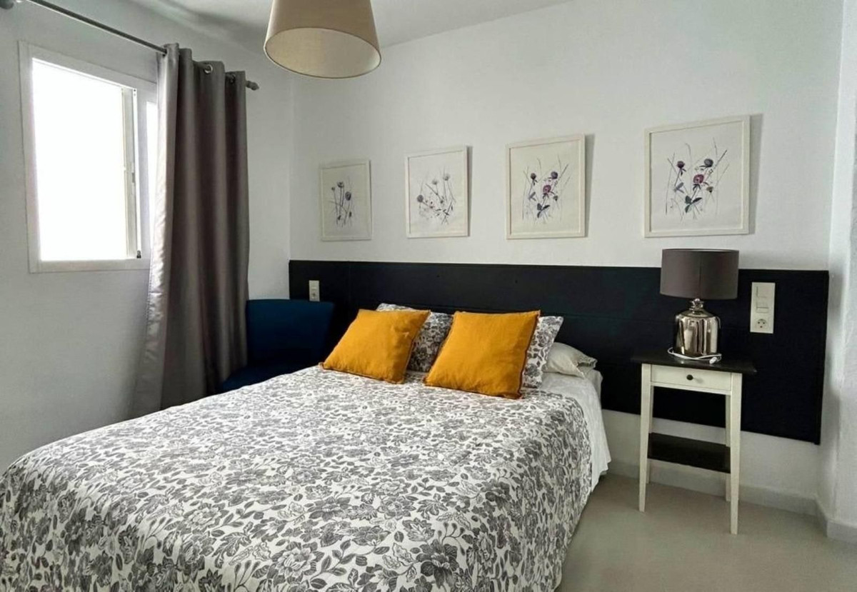 Se vende Hostal de 17 dormitorios en Costa Del Sol, Málaga, España