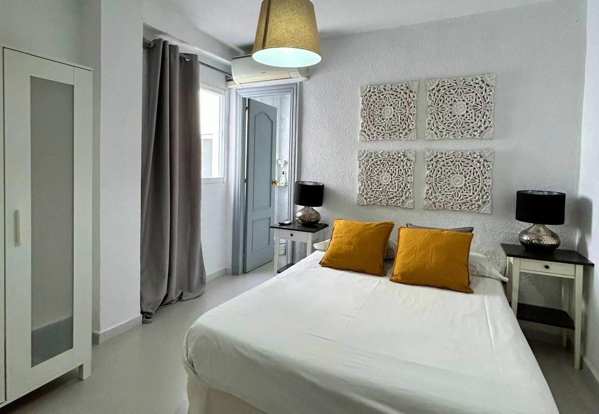 Se vende Hostal de 17 dormitorios en Costa Del Sol, Málaga, España