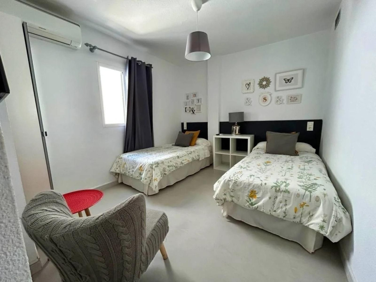 Se vende Hostal de 17 dormitorios en Costa Del Sol, Málaga, España