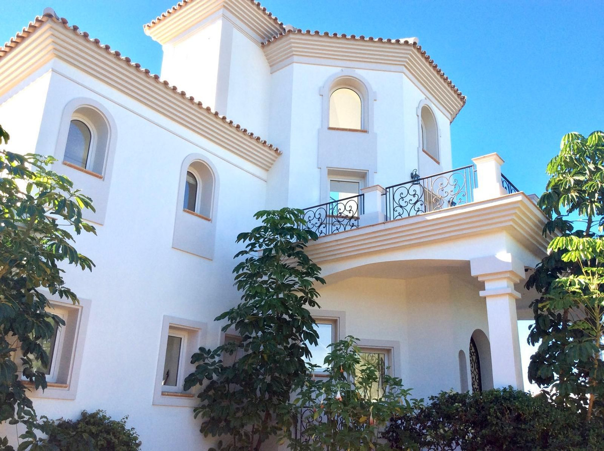 Se vende Villa - Chalet de 7 dormitorios en Costa Del Sol, Málaga, España