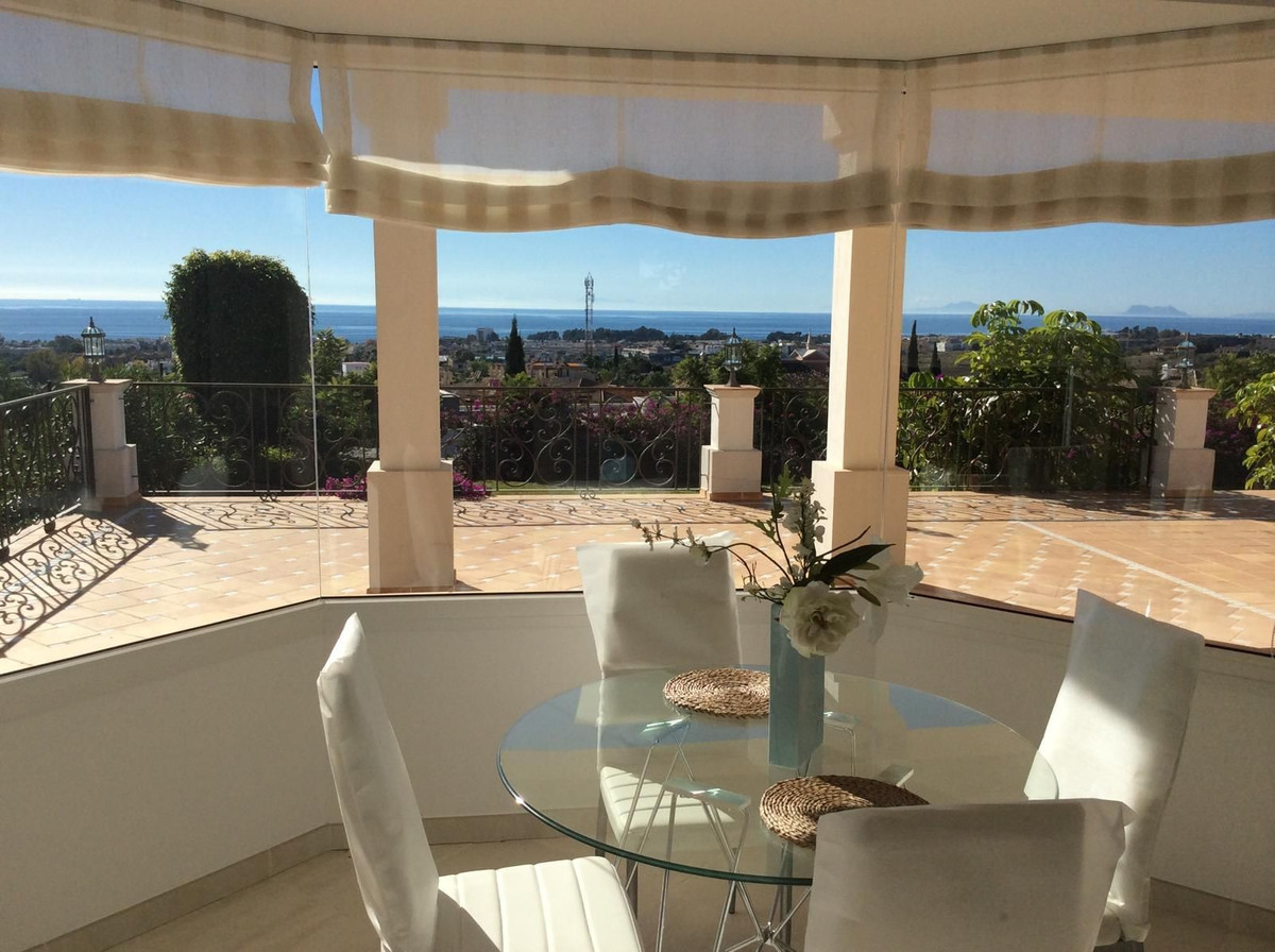 Se vende Villa - Chalet de 7 dormitorios en Costa Del Sol, Málaga, España