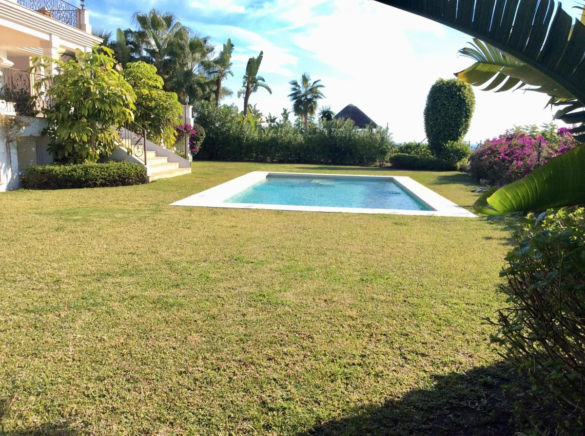 Se vende Villa - Chalet de 7 dormitorios en Costa Del Sol, Málaga, España