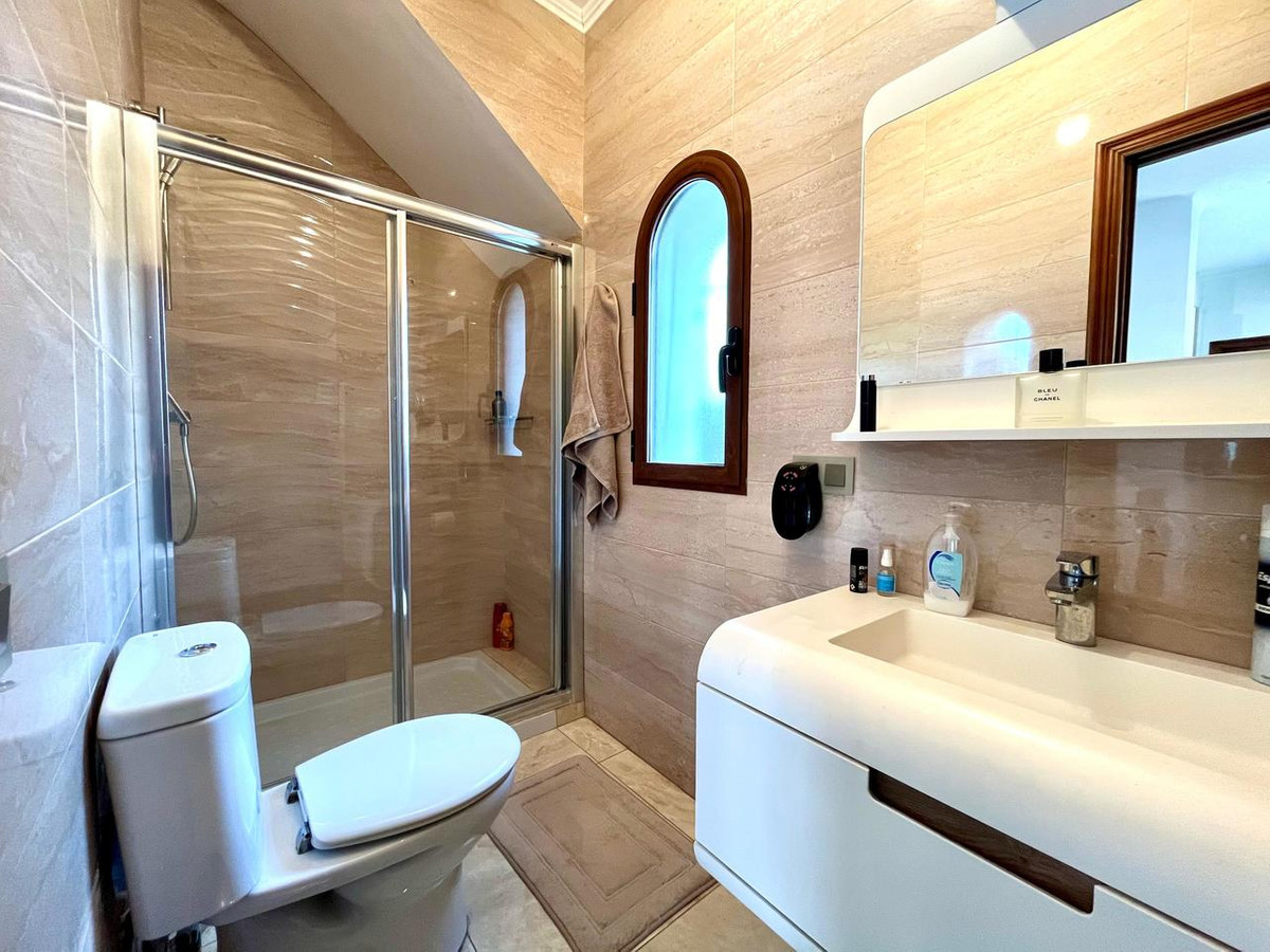 4 Bed Townhouse for sale in Villamartin Costa Blanca, Alicante, Spain