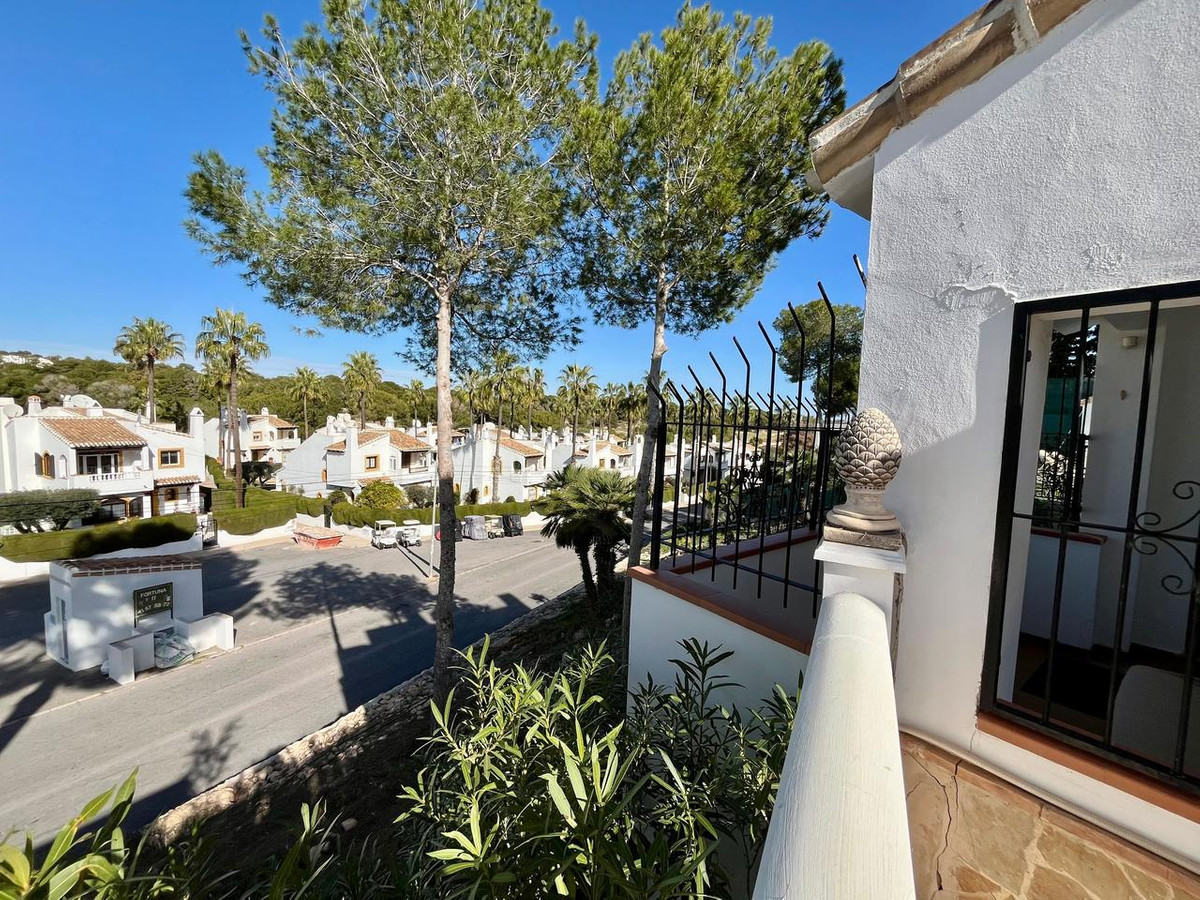 4 Bed Townhouse for sale in Villamartin Costa Blanca, Alicante, Spain