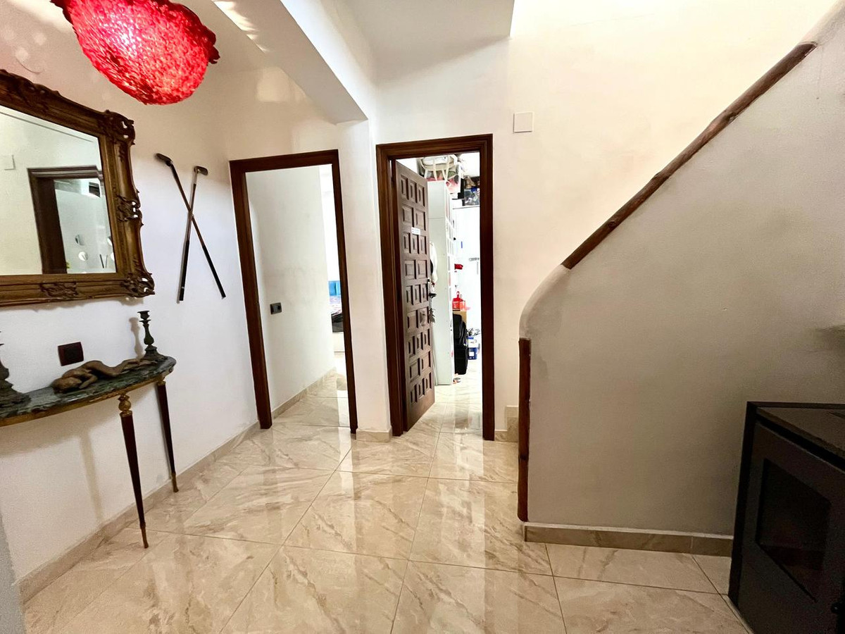 4 Bed Townhouse for sale in Villamartin Costa Blanca, Alicante, Spain