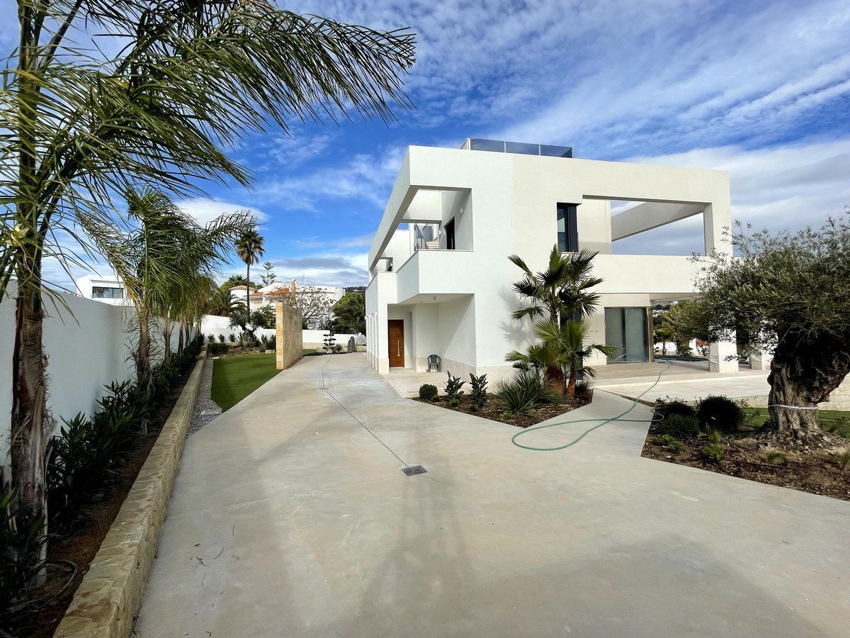 4 Bed Townhouse for sale in Benissa Costa Blanca, Alicante, Spain