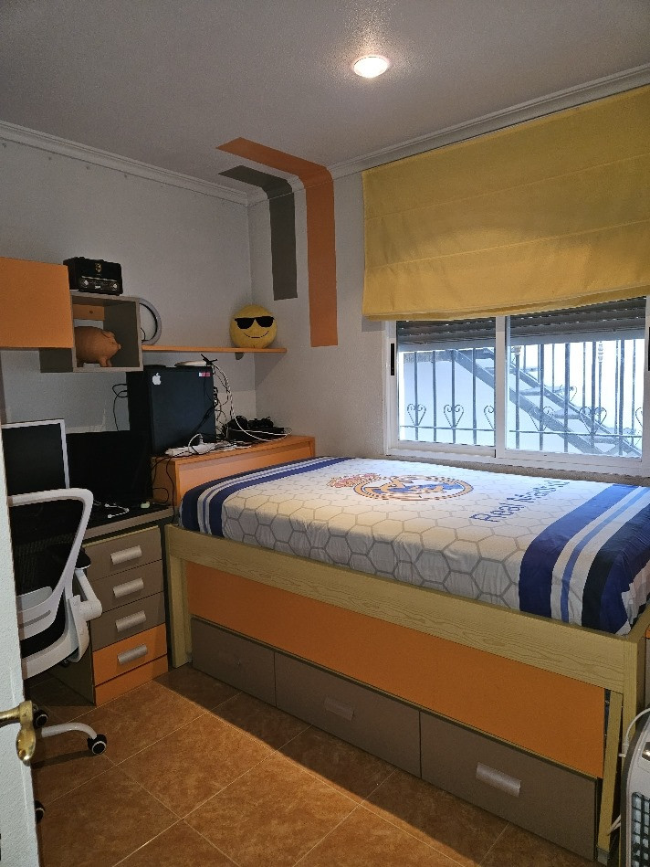4 Bed Townhouse for sale in Monóvar Costa Blanca, Alicante, Spain
