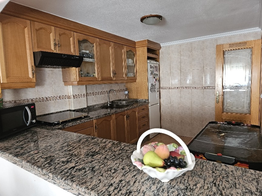 4 Bed Townhouse for sale in Monóvar Costa Blanca, Alicante, Spain