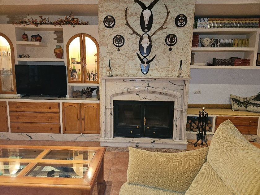 4 Bed Townhouse for sale in Monóvar Costa Blanca, Alicante, Spain