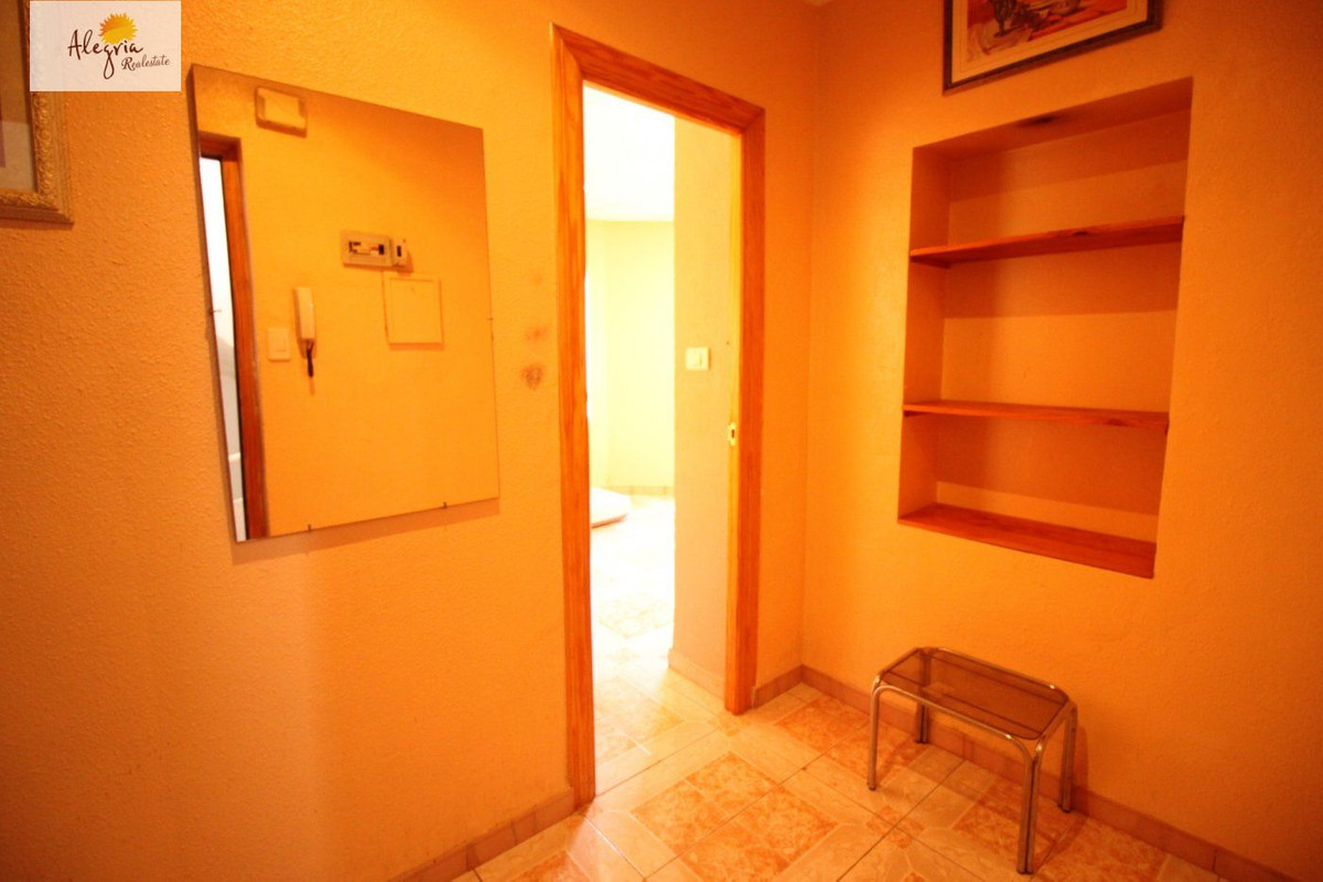 Se vende Apartamento Planta Media de 3 dormitorios en Costa Blanca, Alicante, España