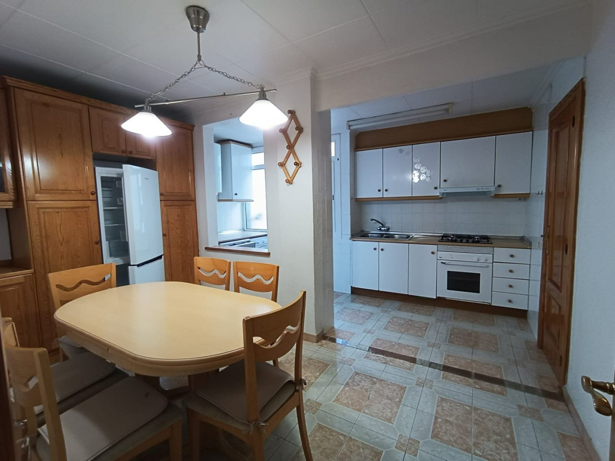 Se vende Apartamento Planta Media de 3 dormitorios en Costa Blanca, Alicante, España