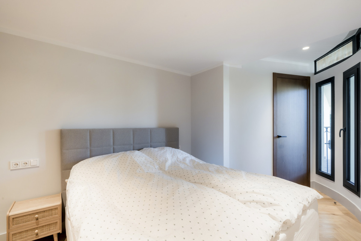 Se vende Apartamento Planta Media de 2 dormitorios en Costa Del Sol, Málaga, España