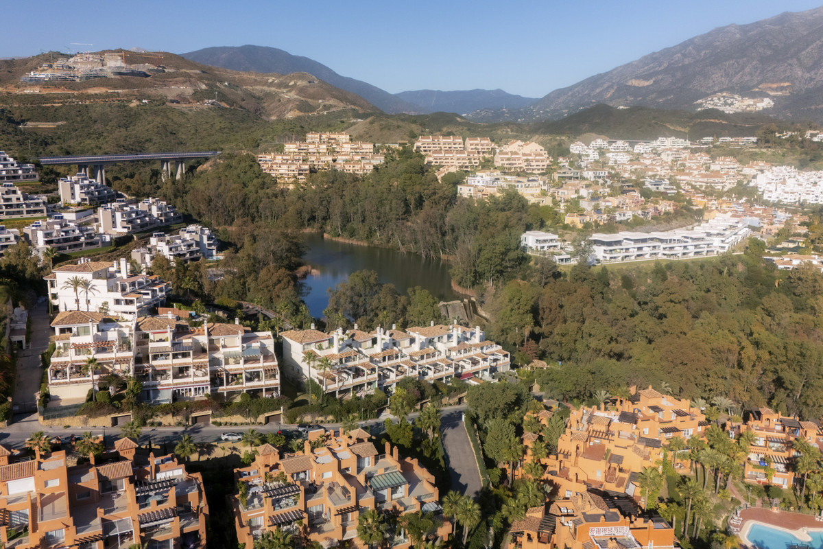 Se vende Apartamento Planta Media de 2 dormitorios en Costa Del Sol, Málaga, España