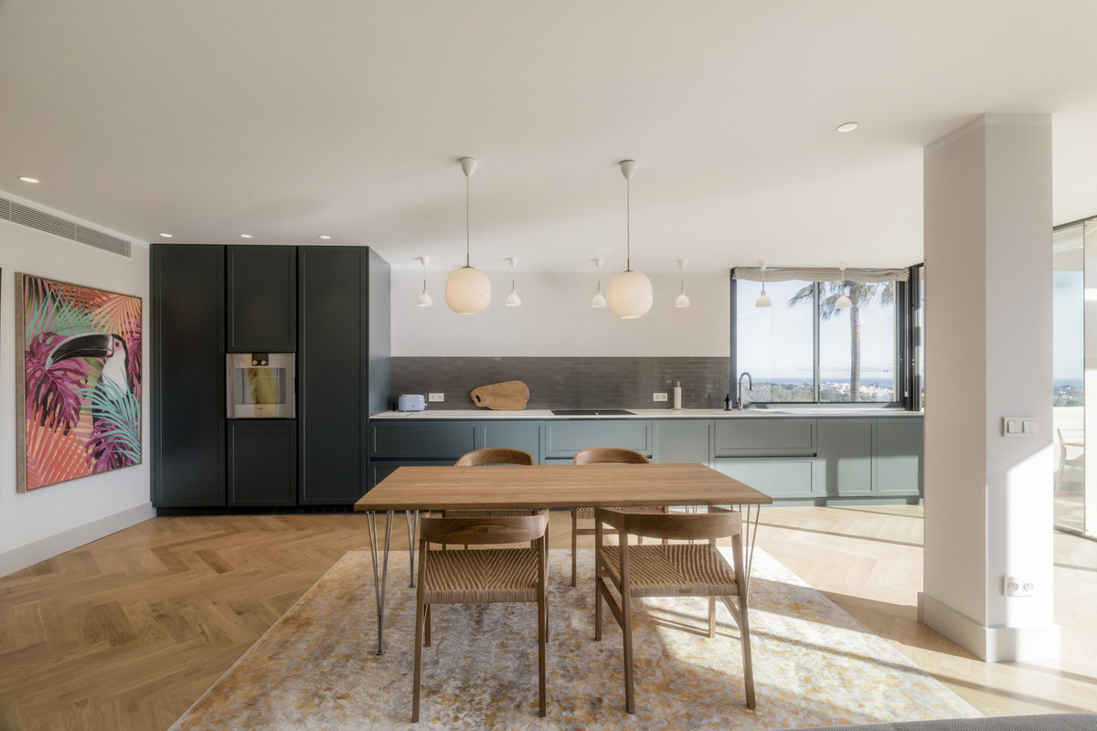 Se vende Apartamento Planta Media de 2 dormitorios en Costa Del Sol, Málaga, España
