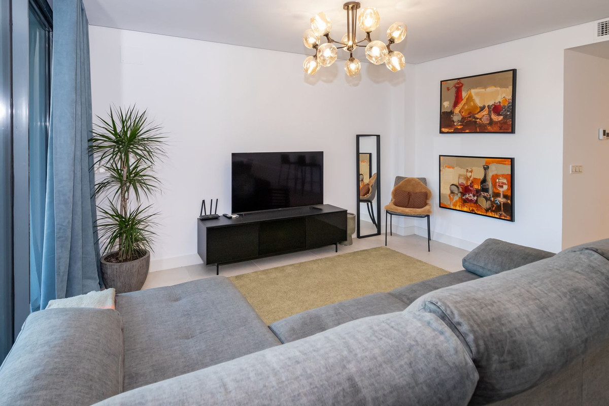 3 Bed Apartment for sale in Cabopino Costa Del Sol, Málaga, Spain