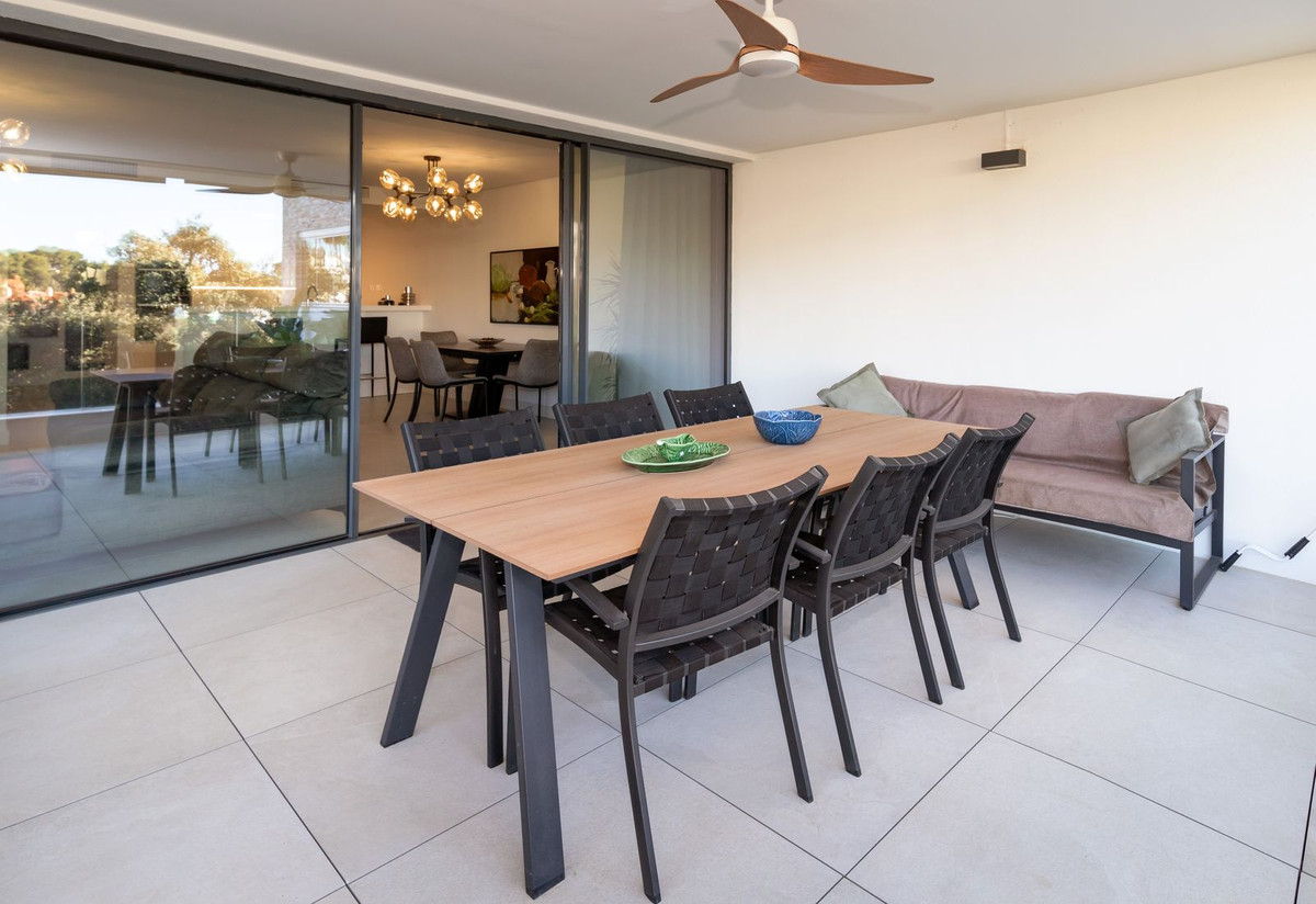 3 Bed Apartment for sale in Cabopino Costa Del Sol, Málaga, Spain