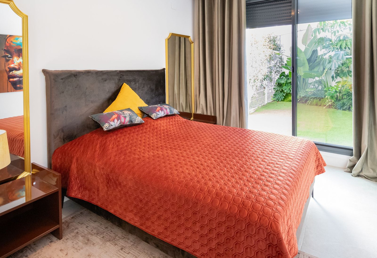 3 Bed Apartment for sale in Cabopino Costa Del Sol, Málaga, Spain