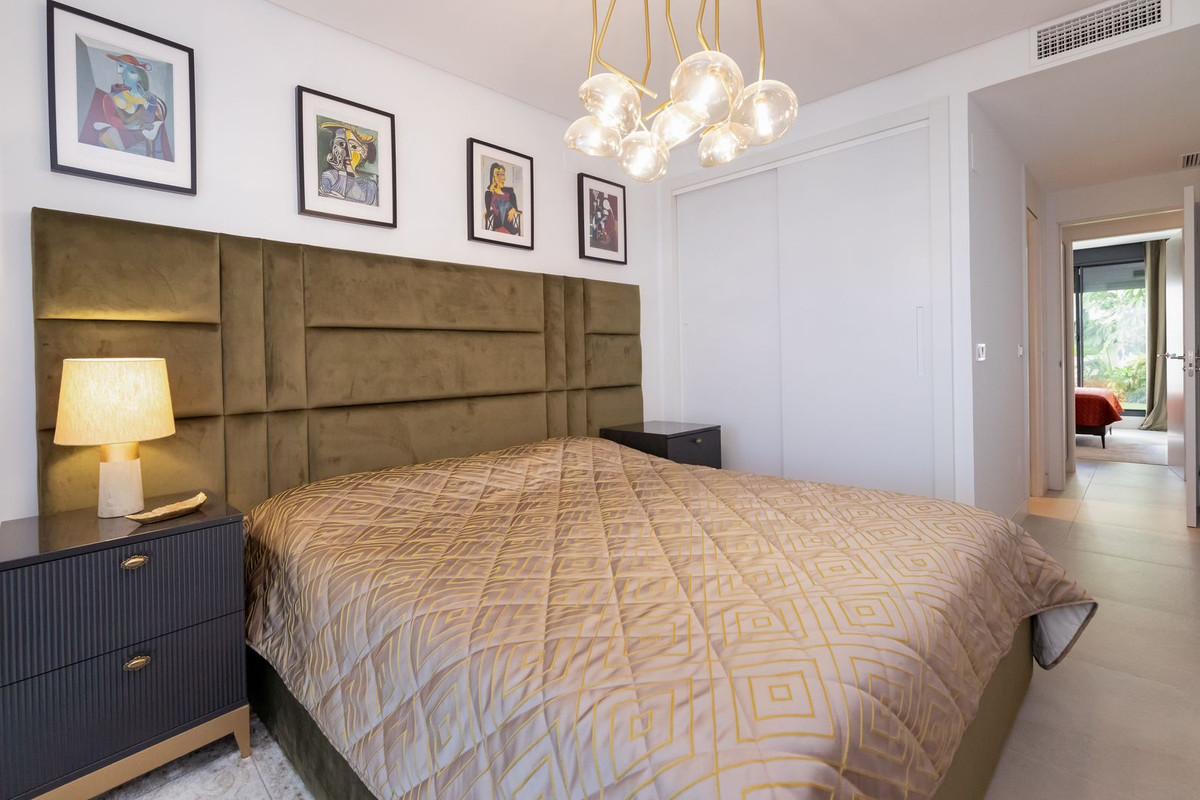 3 Bed Apartment for sale in Cabopino Costa Del Sol, Málaga, Spain
