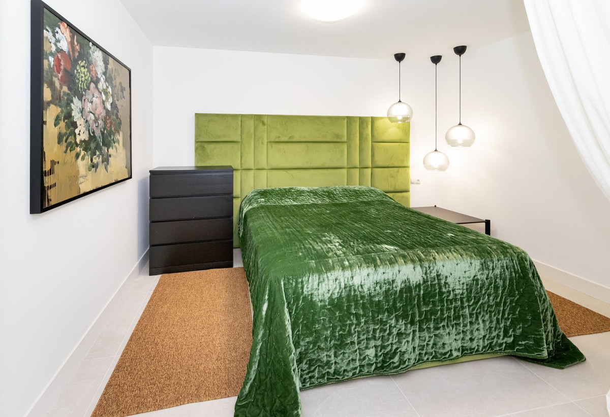 3 Bed Apartment for sale in Cabopino Costa Del Sol, Málaga, Spain