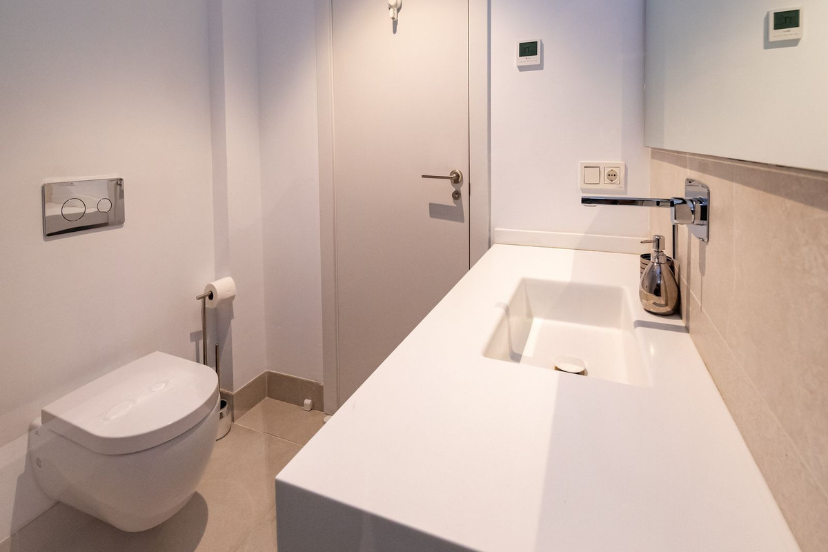 3 Bed Apartment for sale in Cabopino Costa Del Sol, Málaga, Spain