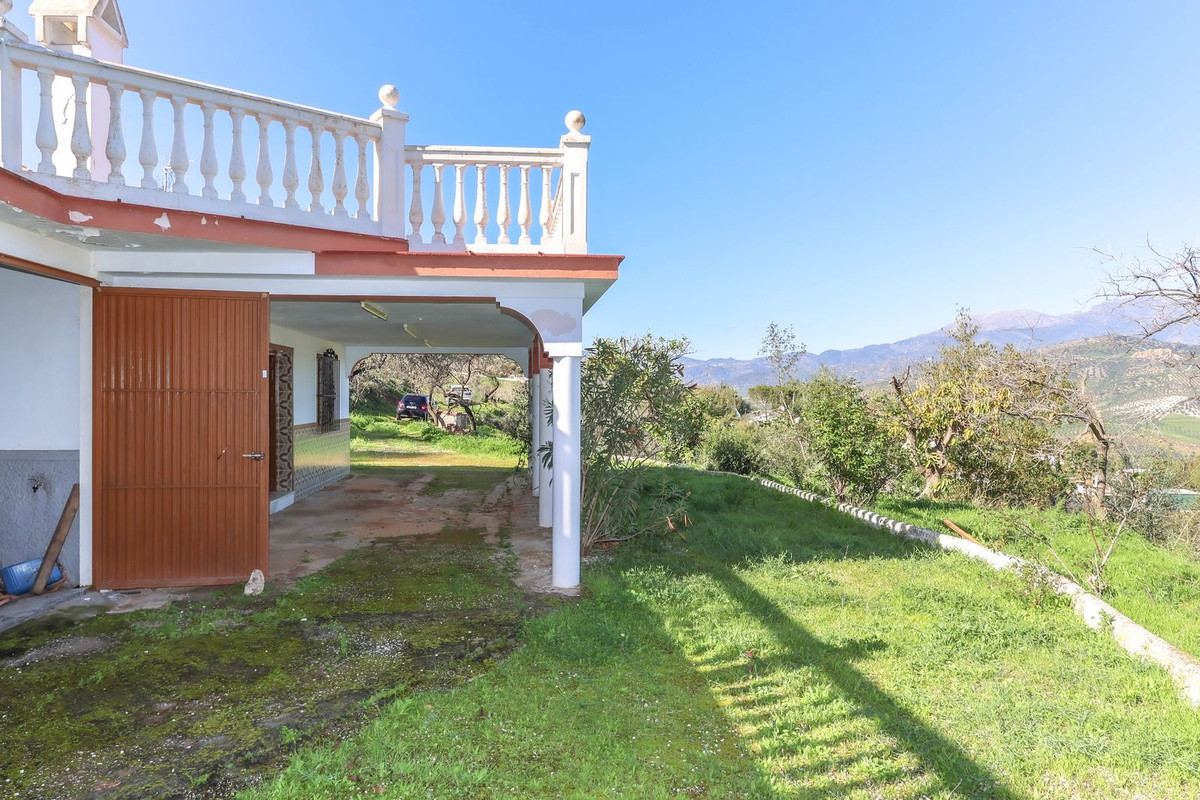 2 Bed Townhouse for sale in Guaro Costa Del Sol, Málaga, Spain