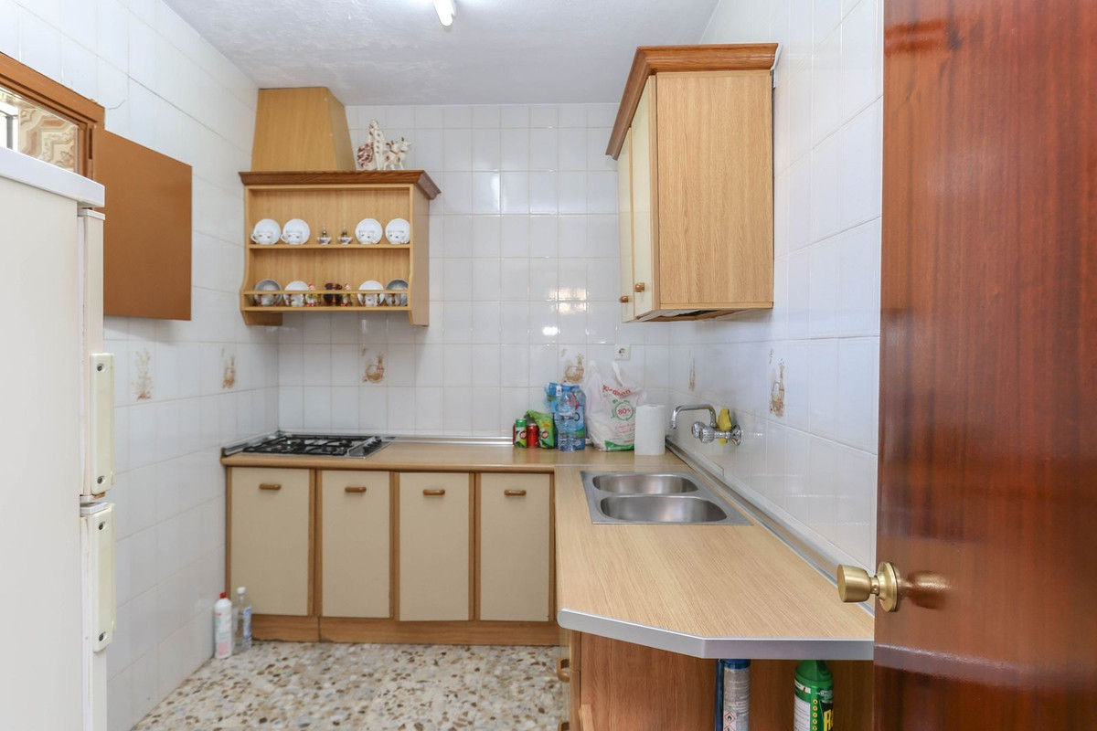 2 Bed Townhouse for sale in Guaro Costa Del Sol, Málaga, Spain