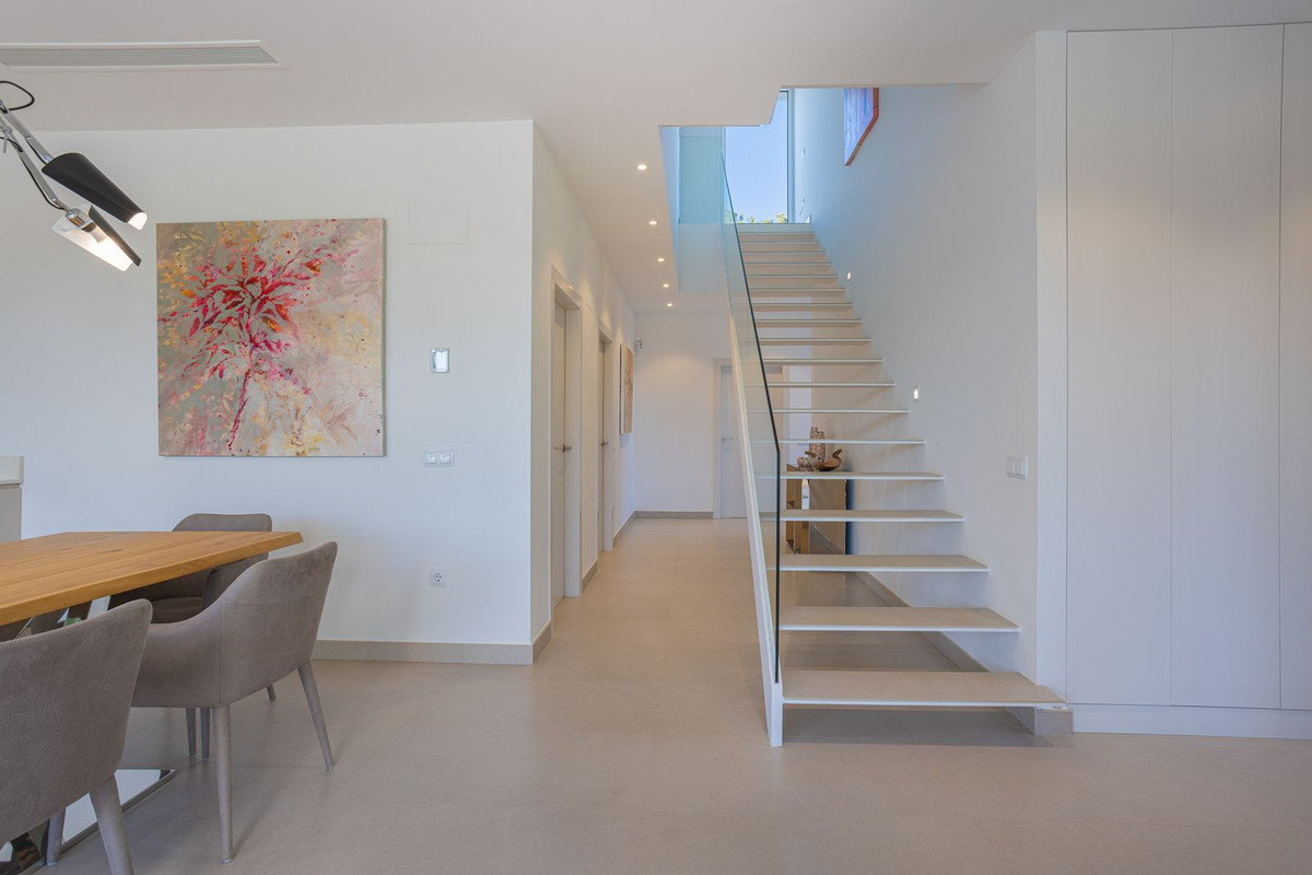4 Bed Townhouse for sale in Orihuela Costa Blanca, Alicante, Spain