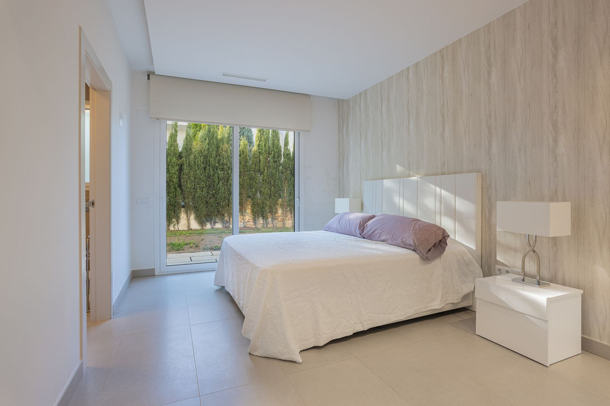 4 Bed Townhouse for sale in Orihuela Costa Blanca, Alicante, Spain